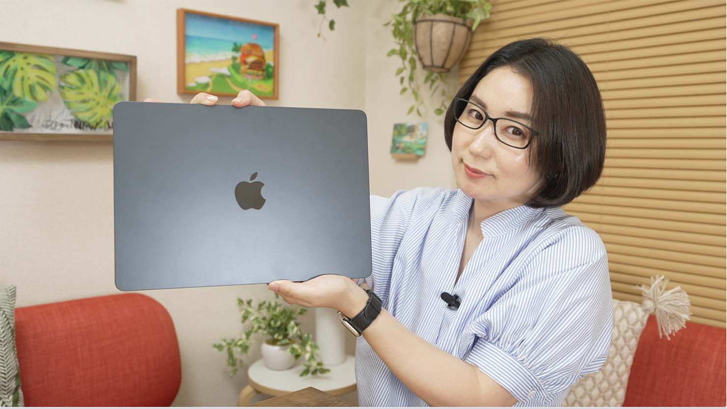 先行レビュー】欲しさ極まるM2 MacBook Air の新色ミッドナイト実機 ...
