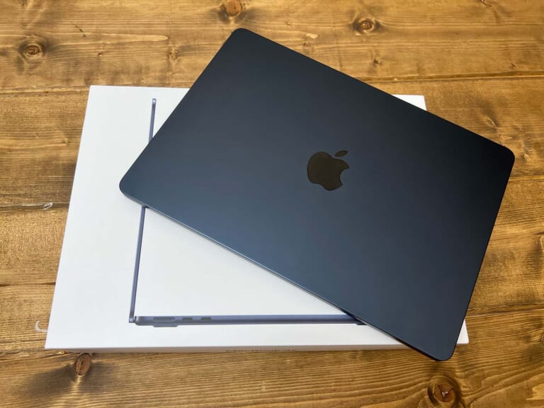 macbookairreview-01-768x576.jpg
