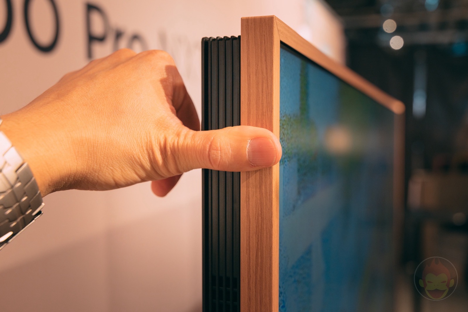 TCL A400 Pro NXTVISION TV Presentation 18